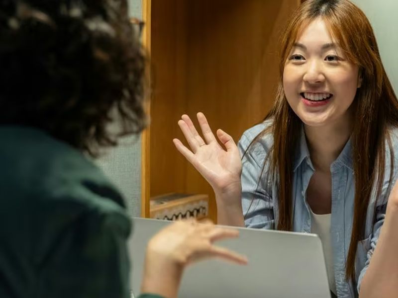 Asking a coworker to re-explain: Explain in simpler terms - Japanese lesson