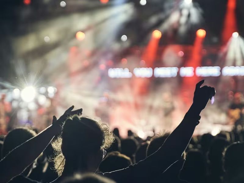 Booking concert tickets: Making a booking - Japanese lesson