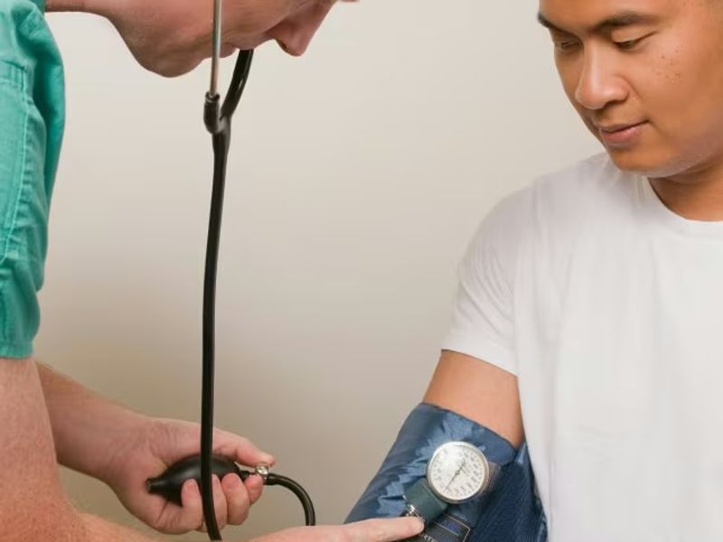 Seeing kidney specialist with blood test showing high serum creatinine: Initial consultation - Simplified Chinese lesson
