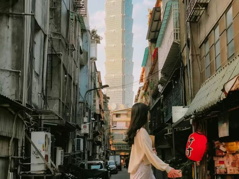 Top 50 phrases to get by Taiwan (Advanced): Essential communication - Traditional Chinese lesson